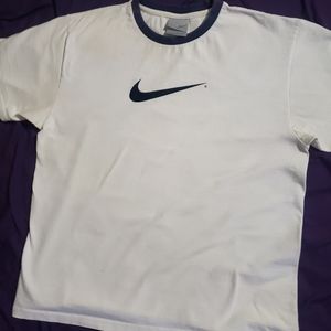Vintage Nike t-shirt